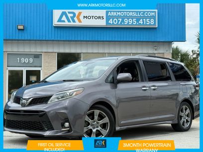 Used 2019 Toyota Sienna SE