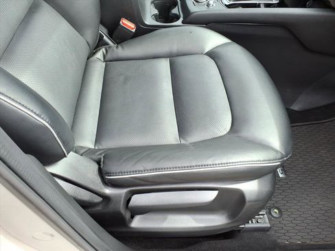 Used 2025 MAZDA CX-5 AWD 2.5 S w/ Select Package image 17