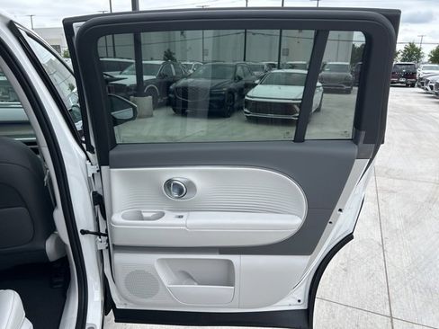 New 2026 Hyundai Ioniq 9 SEL image 15