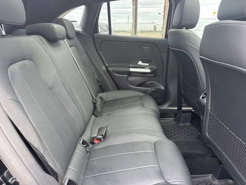 Used 2026 Mercedes-Benz GLA 250 image 9