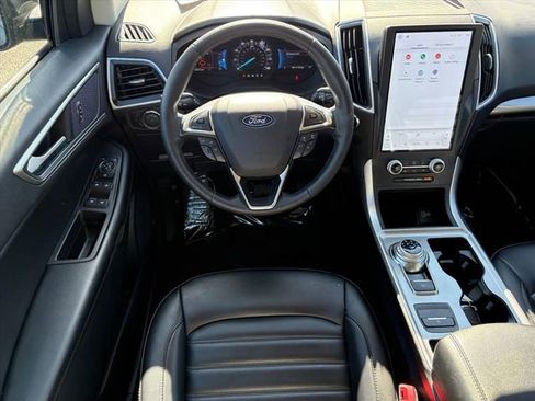 Used 2024 Ford Edge SEL image 20