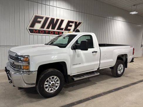 Used 2017 Chevrolet Silverado 2500 W/T image 4