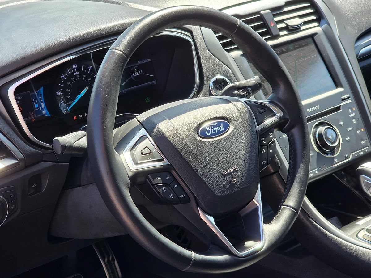 Used 2014 Ford Fusion Titanium FWD image 20