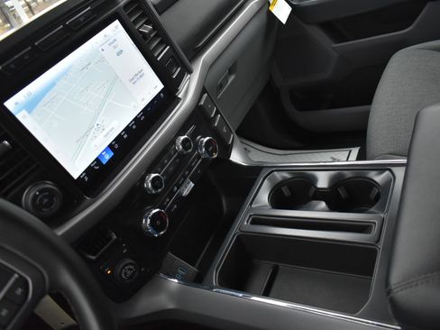 Used 2024 Ford F150 XLT w/ Mobile Office Package image 24