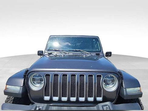Used 2019 Jeep Wrangler Unlimited Sahara w/ Uconnect 4C Nav & Sound Group AWD/4WD image 6