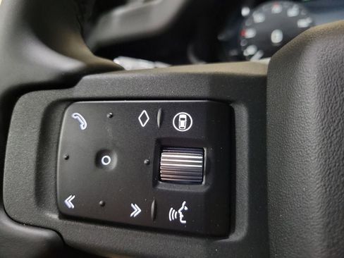 New 2026 Land Rover Defender 130 X-Dynamic SE AWD/4WD image 15