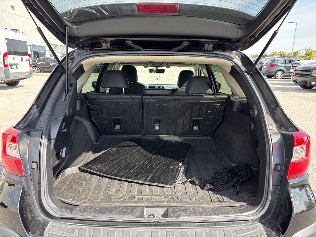 Used 2018 Subaru Outback 2.5i Limited AWD/4WD image 19