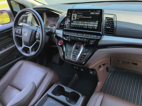 Used 2025 Honda Odyssey Touring image 38