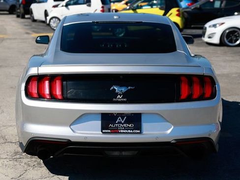 Used 2019 Ford Mustang Premium image 11