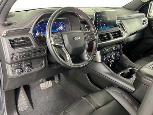 Used 2022 Chevrolet Tahoe RST w/ Luxury Package AWD/4WD image 2