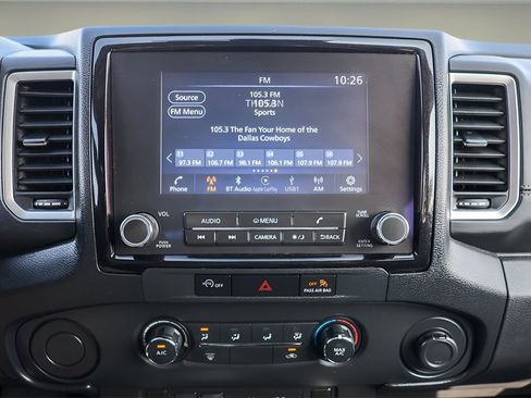 Used 2023 Nissan Frontier SV image 15