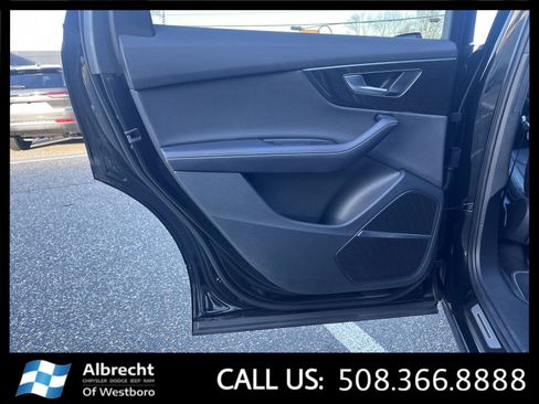 Used 2025 Audi Q7 3.0T Premium Plus image 14