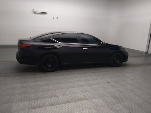Used 2022 Nissan Altima 2.5 S FWD image 10