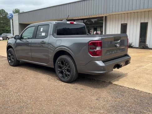 New 2025 Ford Maverick Lobo image 4