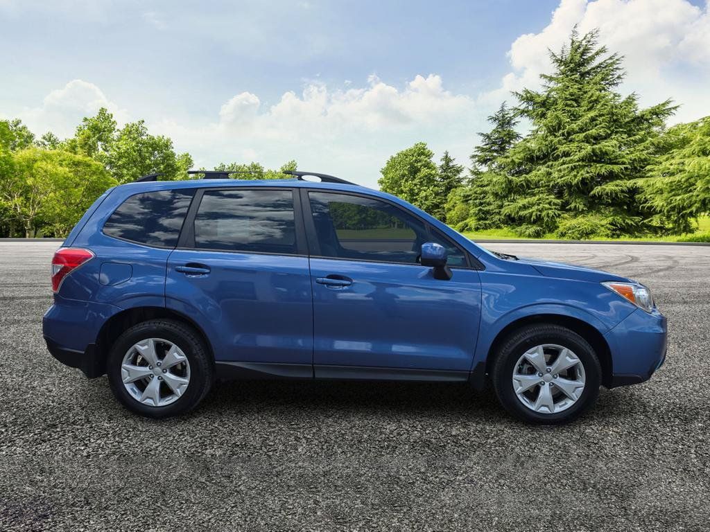 Used 2015 Subaru Forester 2.5i Premium w/ All-Weather Package AWD/4WD image 8