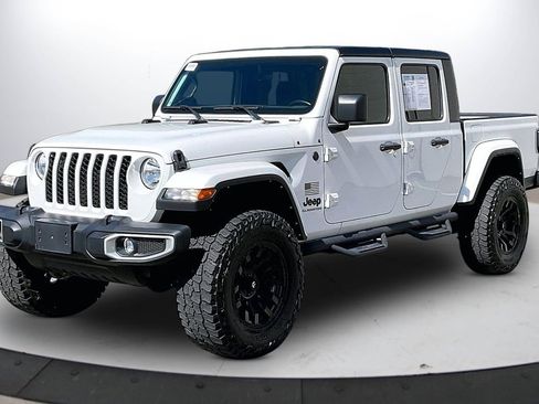 Certified 2022 Jeep Gladiator Sport AWD/4WD image 4