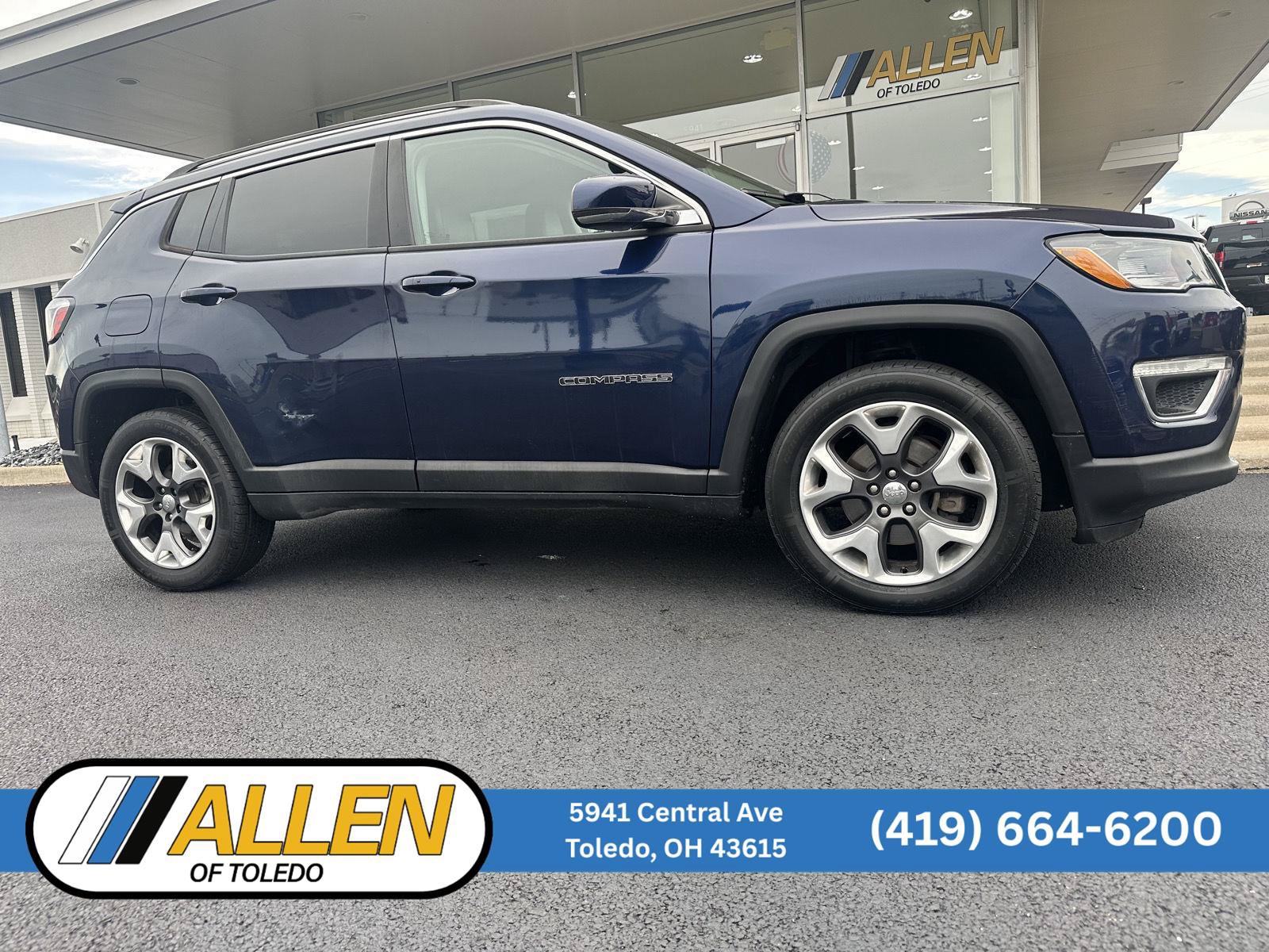 Used 2019 Jeep Compass Limited AWD/4WD image 1