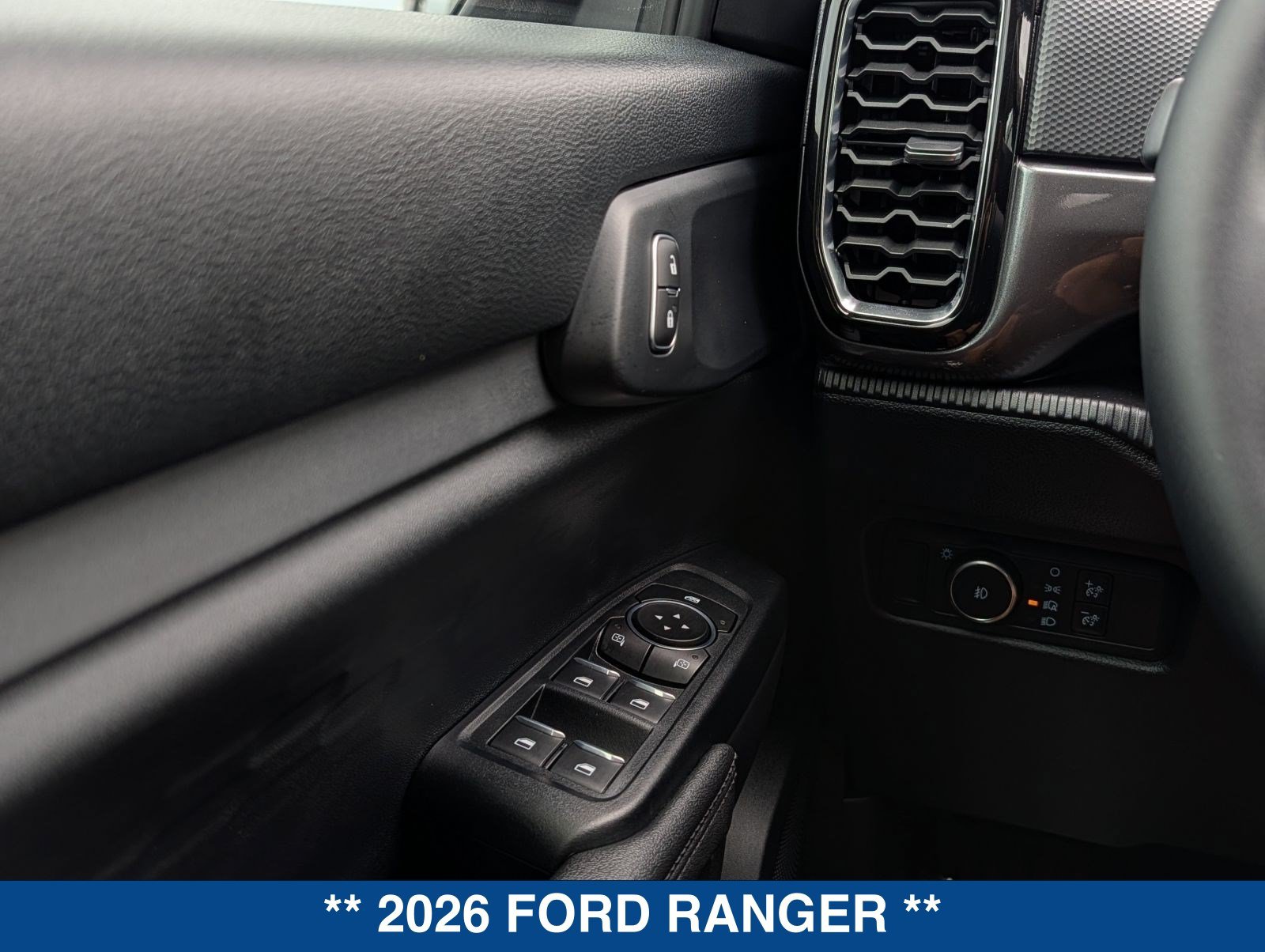 New 2026 Ford Ranger XLT w/ Black Appearance Package RWD image 25