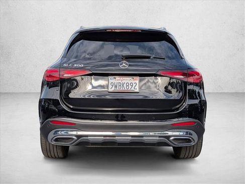 Used 2026 Mercedes-Benz GLC 300 image 8