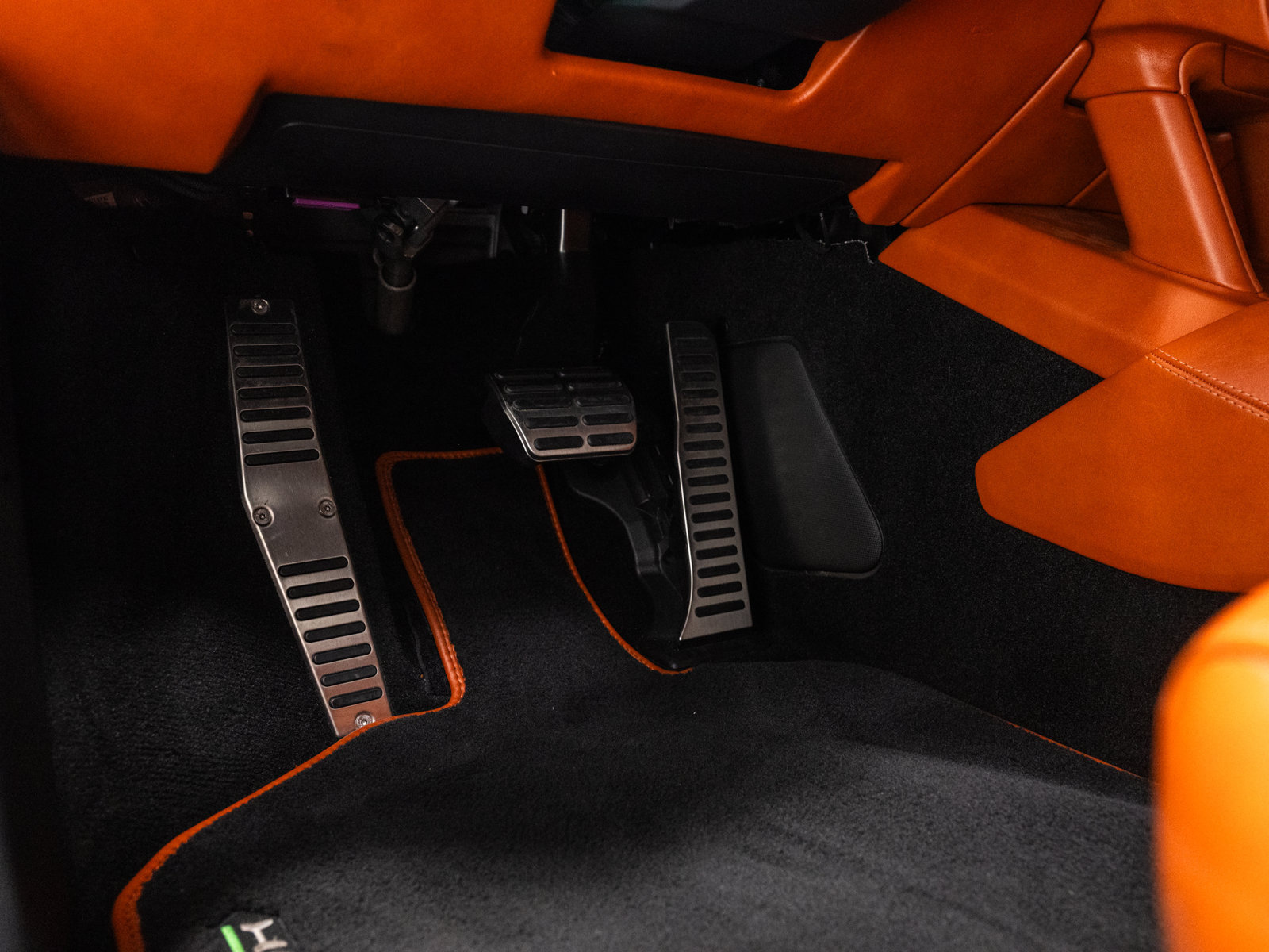 Used 2018 Lamborghini Huracan LP 610-4 AWD/4WD image 42