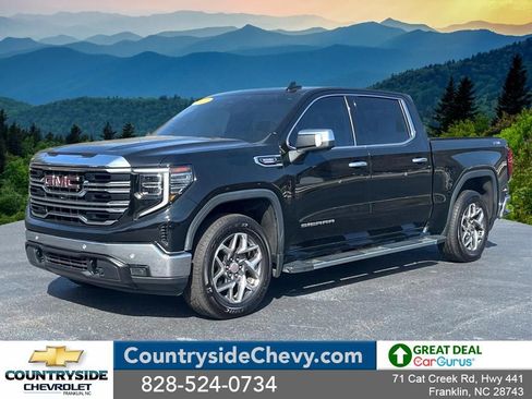 Used 2022 GMC Sierra 1500 SLT w/ SLT Premium Plus Package AWD/4WD image 1