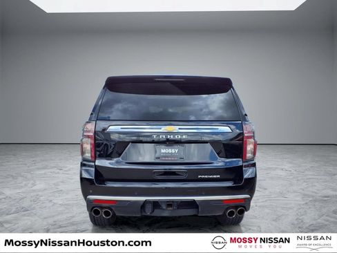 Used 2021 Chevrolet Tahoe Premier w/ Premium Package RWD image 6