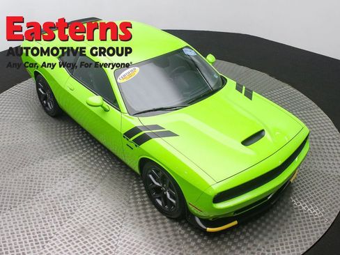 Used 2023 Dodge Challenger R/T w/ Plus Package image 3