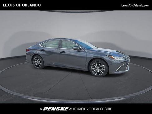 Used 2025 Lexus ES 350 w/ Premium Package image 1