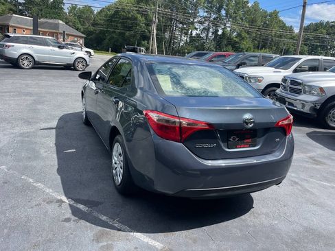 Used 2017 Toyota Corolla LE FWD image 8