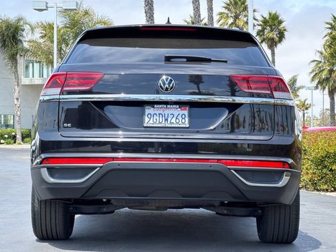 Used 2023 Volkswagen Atlas Cross Sport SE w/ Panoramic Sunroof Package FWD image 5