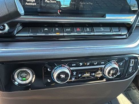 Used 2024 GMC Sierra 1500 SLT image 30