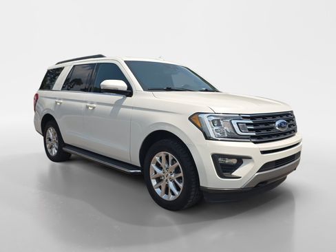 Used 2021 Ford Expedition XLT AWD/4WD image 8