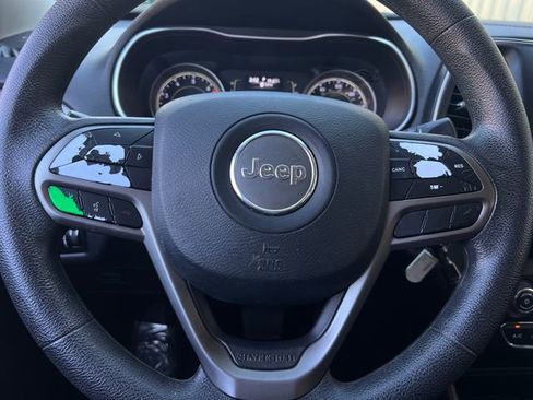 Used 2019 Jeep Cherokee Latitude w/ Popular Appearance Group image 20