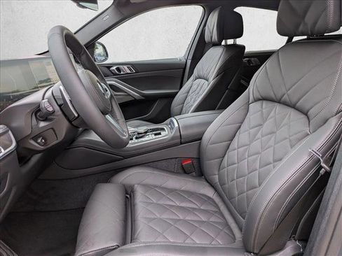 New 2026 BMW X6 xDrive40i image 4
