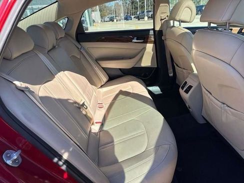 Used 2017 Hyundai Sonata Limited image 12