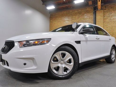 Used 2016 Ford Taurus Police Interceptor FWD image 1