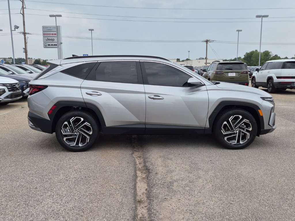 New 2026 Hyundai Tucson SEL Plus FWD image 2