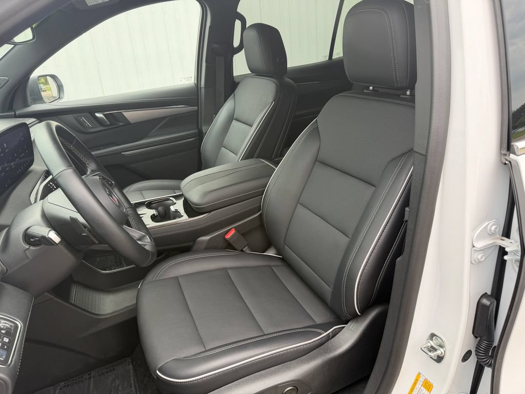 Used 2026 Buick Enclave Preferred AWD/4WD image 21
