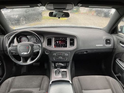 Used 2023 Dodge Charger SXT image 34