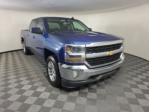 Used 2017 Chevrolet Silverado 1500 LT w/ All Star Edition AWD/4WD image 7