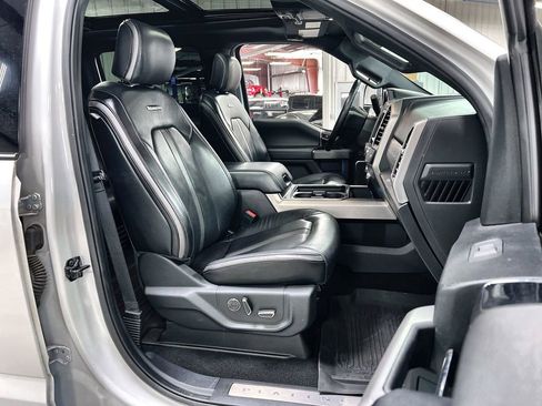 Used 2020 Ford F250 Platinum w/ FX4 Off-Road Package image 31