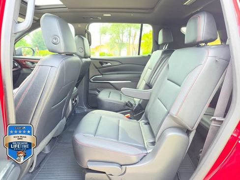 Certified 2026 Chevrolet Traverse Z71 w/ Driver Confidence Package AWD/4WD image 9