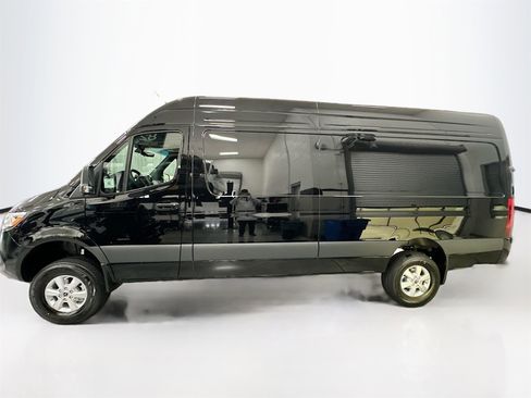 New 2025 Mercedes-Benz Sprinter 2500 image 5