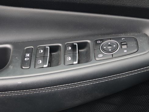 Used 2019 Hyundai Santa Fe Limited image 13