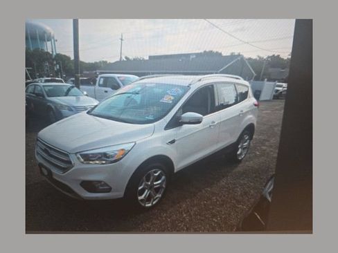 Used 2019 Ford Escape Titanium AWD/4WD image 1