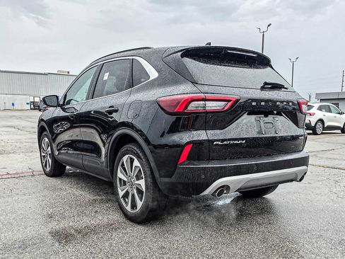 Used 2025 Ford Escape Platinum AWD/4WD image 4