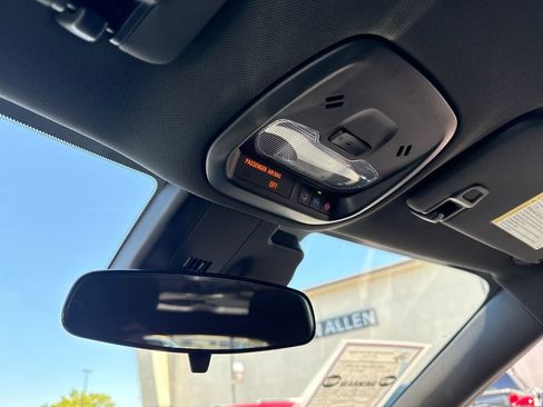 Used 2026 Chevrolet Trax RS image 28