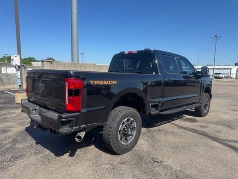 Used 2023 Ford F250 XLT w/ Tremor Off-Road Package image 7