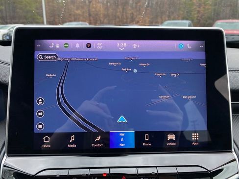 Used 2025 Jeep Compass Trailhawk w/ Trailhawk Elite Group image 29