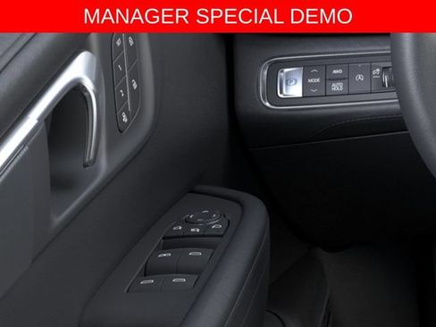 Used 2026 Buick Enclave Sport Touring w/ Power Package AWD/4WD image 22